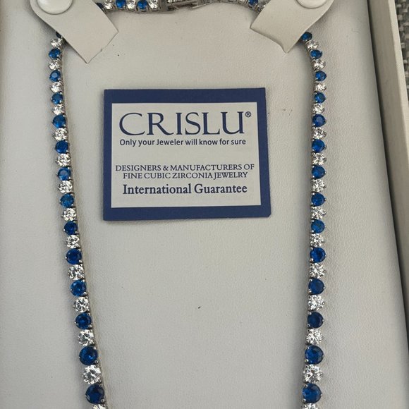 CRISLU Sterling Platinum Blue CZ - GORGEOUS necklace - Worn ONCE - Picture 3 of 6